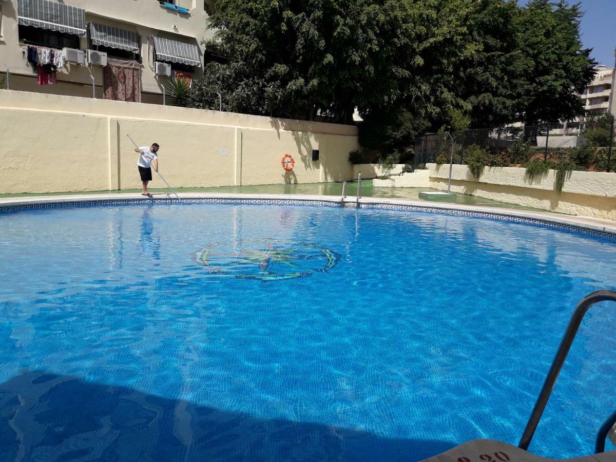 Luxury Torremolinos Apartment Exterior photo